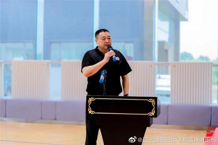 如何制定有效的篮球训练策略以提高球员表现_1